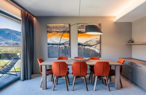 Unterrain/Riva di Sotto Hotel | Relax at The Lodge Sporthotel - Golfclub Eppan Retreat