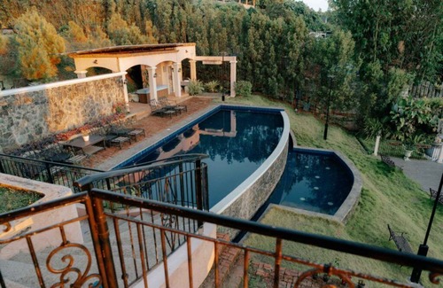 Tagaytay Villa | Elegant Italian-Inspired Palazzo by Villa D'Este Tagaytay