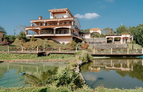 Tagaytay Villa | Elegant Italian-Inspired Palazzo by Villa D'Este Tagaytay