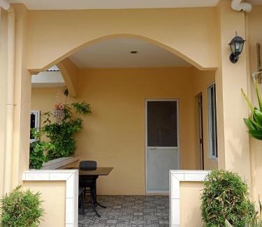 Santa Fe Apartment | Budget-Friendly Getaway at The Ivory Castle - Rated 8.9/10