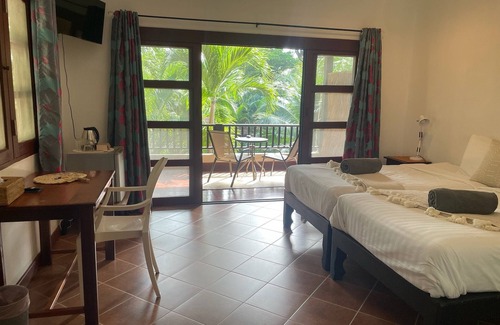 Bophut Hills Hotel | Guest Rated: The Jade Cottages Koh Samui with Pool & Restaurant
