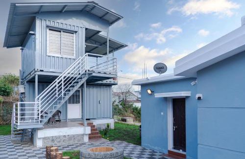 Kodaikanal House | Mountain View Container Studio Room with Breakfast Included