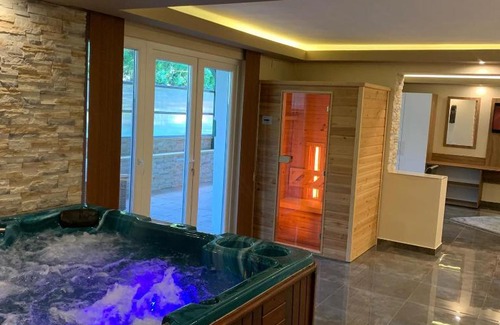 Miskolc-Tapolca House | Relax in The Jakuzzi Room Miskolctapolca - 4 Star Retreat