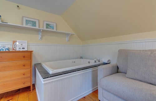 Freeport Bed & Breakfast | Experience The James Place Inn B&B: Rated 10/10 Stay