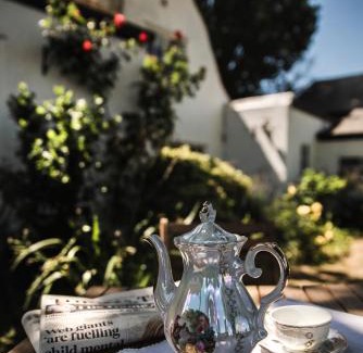 Colchester Bed & Breakfast | Discover The Jasmine Room: Pet-Friendly Paradise Rated 9.8