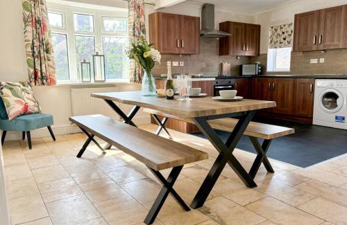 Thorganby Apartment | The Jefferson Arms Apartment