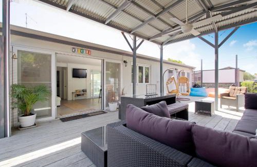 Lancelin House | Unforgettable Stays at The Jetty - 4-Star Pet-Friendly Retreat