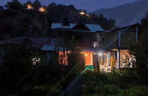 Old Manali Bed & Breakfast | Discover The Joint Cafe & Homestay India - Rated 10/10