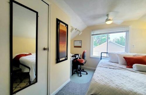 Pontiac House | Explore The Joslyn Chateau: Ideal for Families, Rated 10/10
