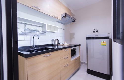 Lak Si Hotel | Discover The Journey Hotel: Family-Friendly & Accessible Stay