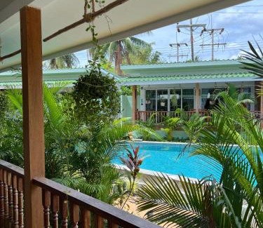 Hin Hong Villa | Discover The Joy Beach Villas: Oceanfront Family Retreat