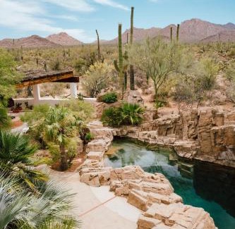 Tucson Hotel | Stunning Oceanfront Retreat at The JTH Tucson