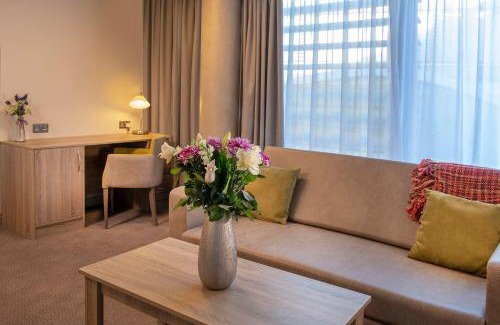 Nottingham Hotel | Discover The Jubilee Hotel: Pet-Friendly & Family-Oriented