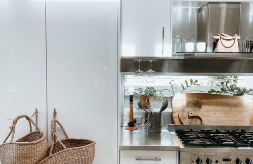 Coolum Beach House | Beachfront Jungalow House: Family & Pet Friendly Retreat