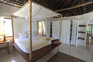 Maret Resort | Explore The Jungle Club - SHA Extra Plus with Ocean Views