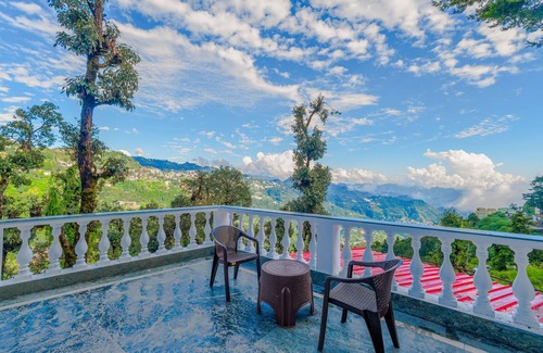 The Mall Road Cottage | Discover The Junglee Bakri: Family-Friendly Retreat Awaits