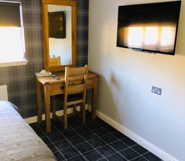 Pathhead Bed & Breakfast | Explore The Juniperlea Inn: Pet-Friendly & Family-Oriented