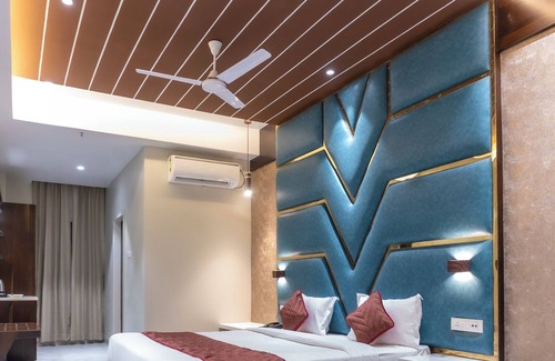 Ambikapur Hotel | Budget-Friendly Stay at The Kamoda Resort with Breakfast