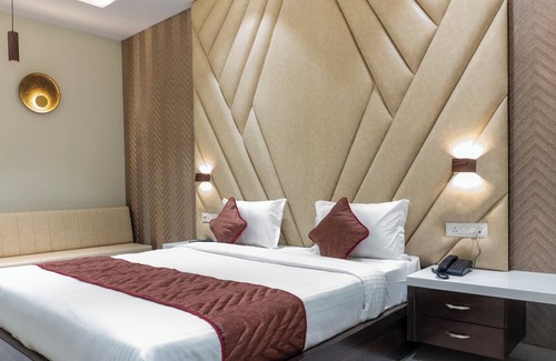 Ambikapur Hotel | Budget-Friendly Stay at The Kamoda Resort with Breakfast