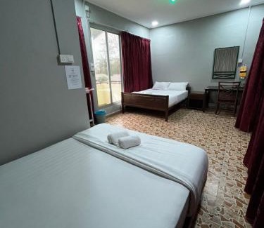 Kampung Sura Masjid Hotel | The Kapal Seaview Resort