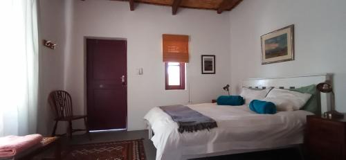Prince Albert Apartment | Discover The Karoo Prinia: Pet-Friendly & Highly Rated Stay
