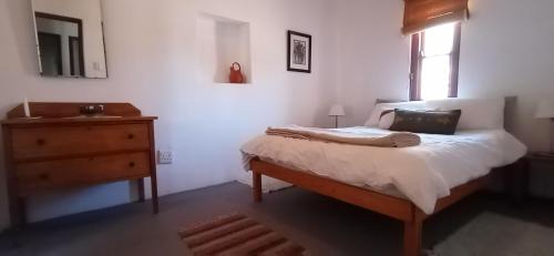 Prince Albert Apartment | Discover The Karoo Prinia: Pet-Friendly & Highly Rated Stay