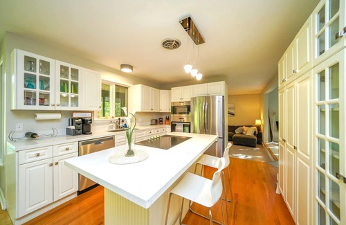 Grand Bend House | The Kayak Cottage: Nature Retreat by River and Beach
