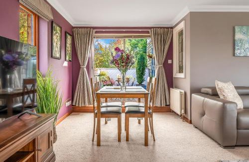 Turnhouse House | Family-Friendly Getaway at The Keep at Craigiehall