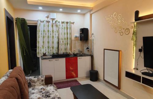 Puri Apartment | Relax at Kefi Beach Side Homestay with Pool Access