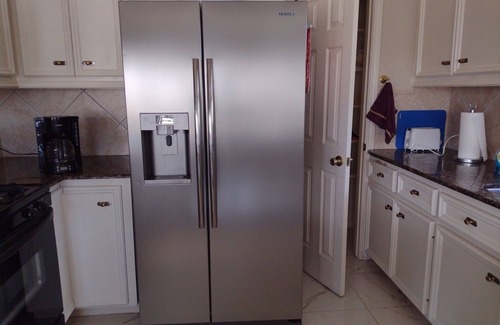 Clear Lake Shores House | Experience The Kemah House: Pet-Friendly Retreat on the Bay