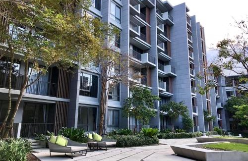 Phaya Yen Apartment | Explore The Khao Yai: 4-Star Retreat with Pool & Dining