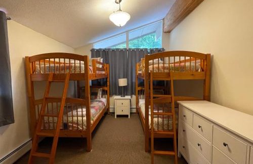 Killington Ski Chalet | The Killington Chalet 2-Hot Tubs, Sauna, 24 Pair Boot and glove Dryer