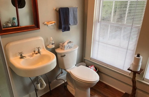Canton House | Historic Southern Escape at The Killis Walton Home, 1834