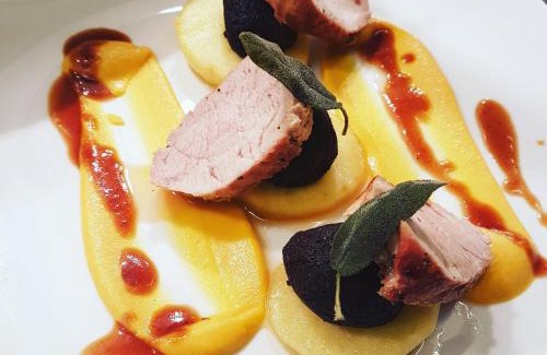 Ross-on-Wye Hotel | Cozy Stay at The Kings Head Hotel with Pet-Friendly Perks