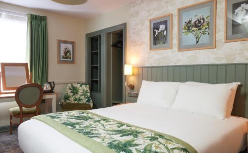Hoveton Hotel | Exceptional Stay at The Kings Head Wroxham by Greene King Inns