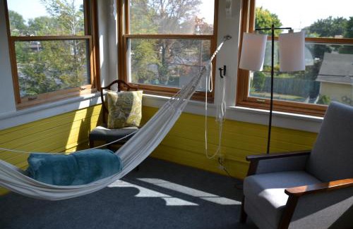 Downtown Toledo Bed & Breakfast | Family-Friendly Comfort at The Kings Throne Inn & Guest House