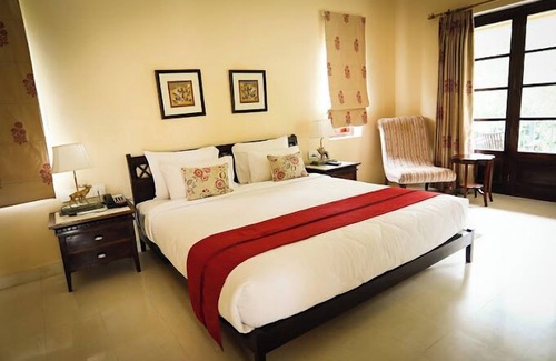 Sawai Madhopur Resort | Discover The Kipling Lodge: 4-Star Retreat with Spa & Pool