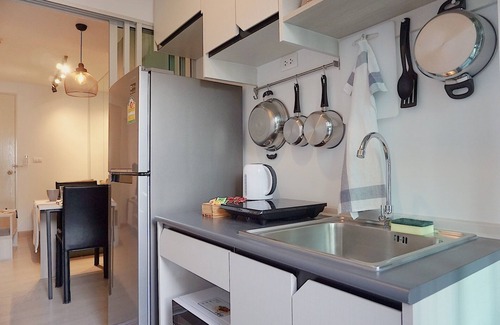 Mueang Samut Prakan District Condo | Discover The Kith Plus Sukhumvit 113 with Pool & Breakfast
