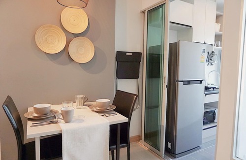 Mueang Samut Prakan District Condo | Discover The Kith Plus Sukhumvit 113 with Pool & Breakfast