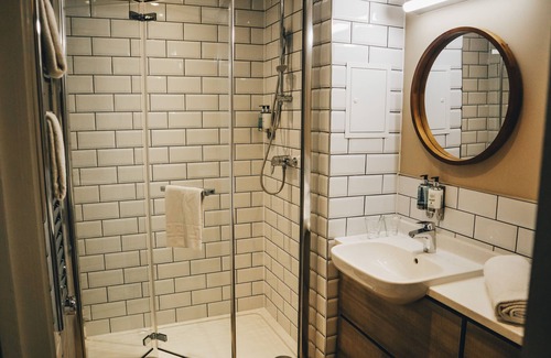 Knaresborough Hotel | Experience Comfort at The Knaresborough Inn - Top Rated Stay