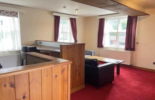 Knighton Apartment | Pet-Friendly Retreat: The Knighton Apartment Awaits You