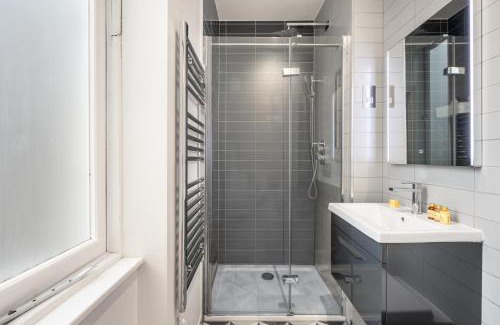 Brompton & Hans Town Apartment | The Knightsbridge Residences