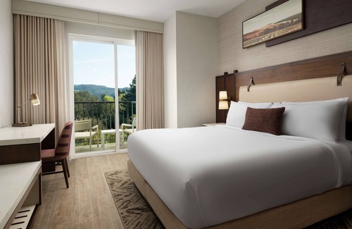 Napa Hotel | Discover The Knoll Hotel Napa Valley - Eco-Friendly Retreat