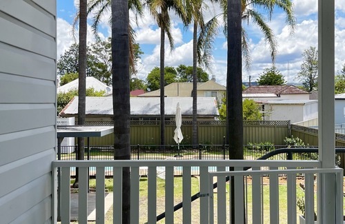 Cessnock Cottage | Relaxing Kodu Cottage with Pool for Your Hunter Valley Escape