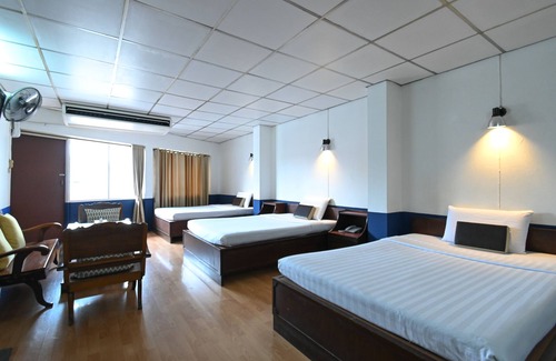 China Town Hotel | Discover The Krungkasem Srikrung Hotel with Family-Friendly Amenities