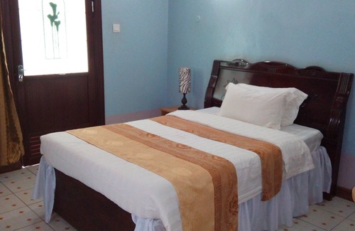 Embu Hotel | Budget-Friendly Stays at The Kryptonite Hotel with Breakfast