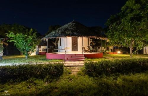 Bhuj Hotel | The Kutch Safari Resort