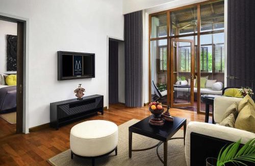 Naypyidaw Hotel | Elegant Stay at The Lake Garden Nay Pyi Taw - MGallery
