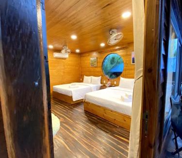 Dak Glong Hotel | The Lake Hill Farm