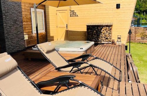 Shinano Villa | Experience The Lake House 野尻湖: Family-Friendly Retreat